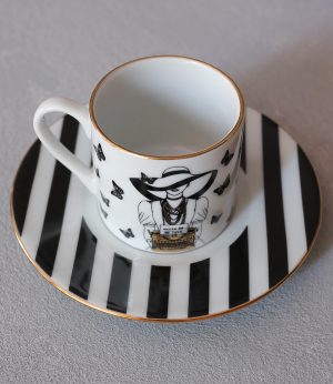 Altın Daktilolu Kız Fincan